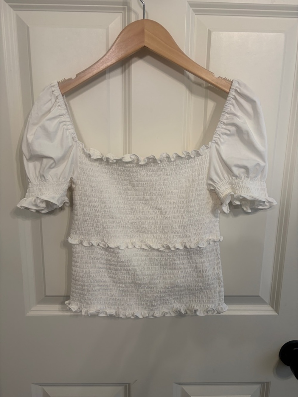 Like new designer Cinq a Sept White Smocked Puff Sleeve Square Neck Top size S. - Picture 11 of 12